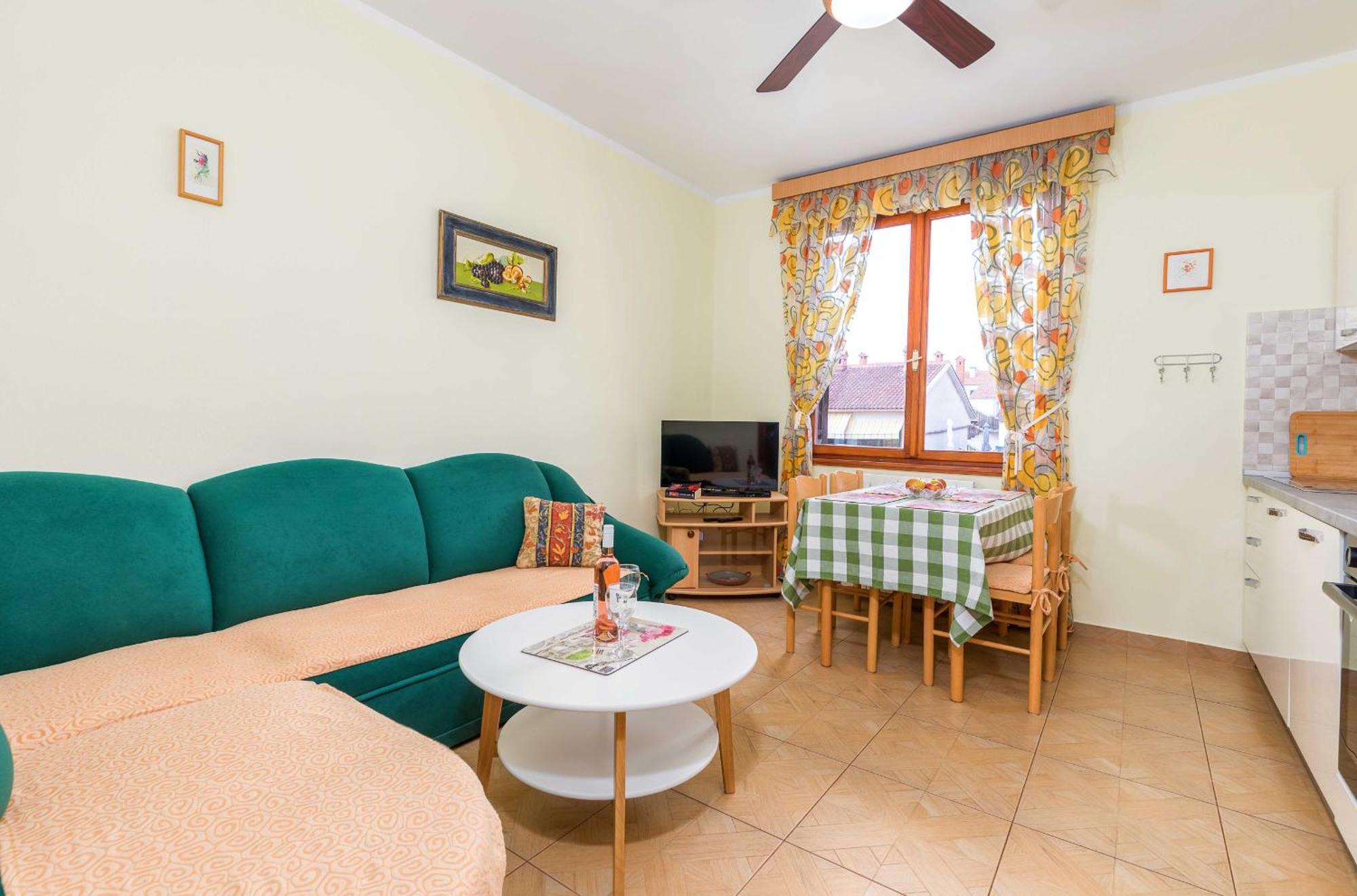 Villa Nada In Fazana - Near The Beach Екстериор снимка