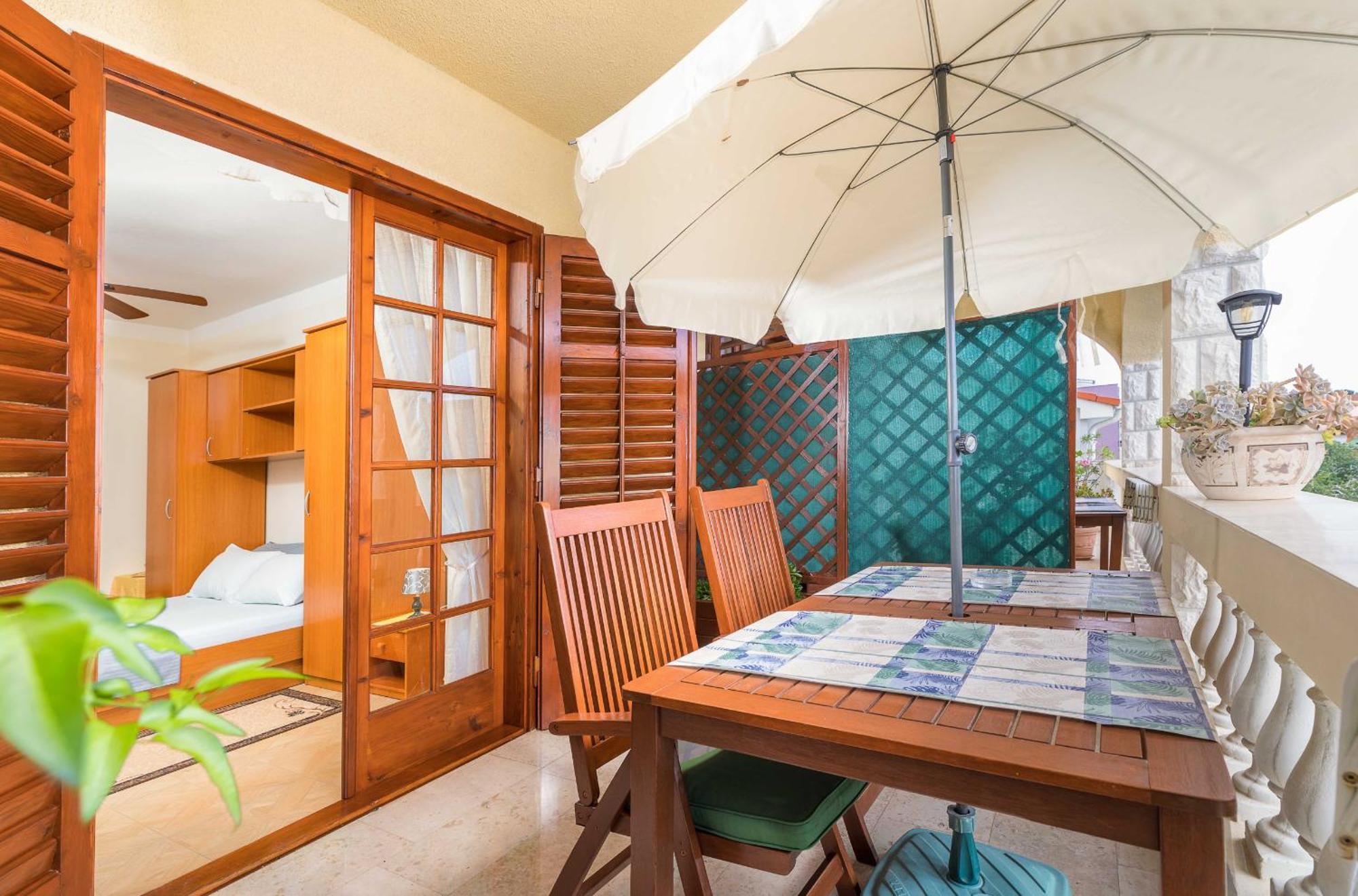 Villa Nada In Fazana - Near The Beach Екстериор снимка
